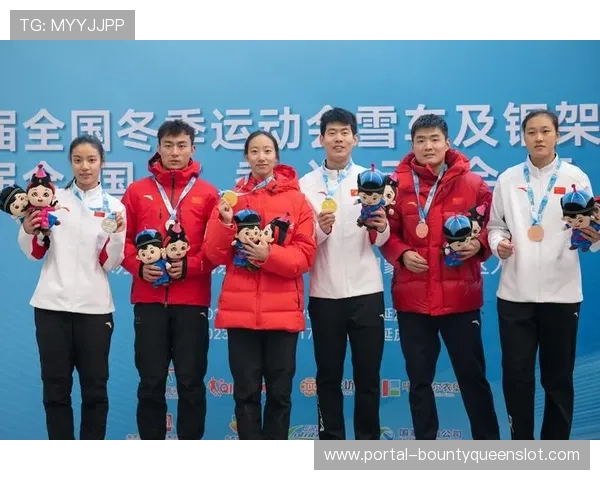 殷正与赵丹搭档混合团体:双人协作的默契考验 殷正与赵丹搭档混合团体:双人协作的默契考验