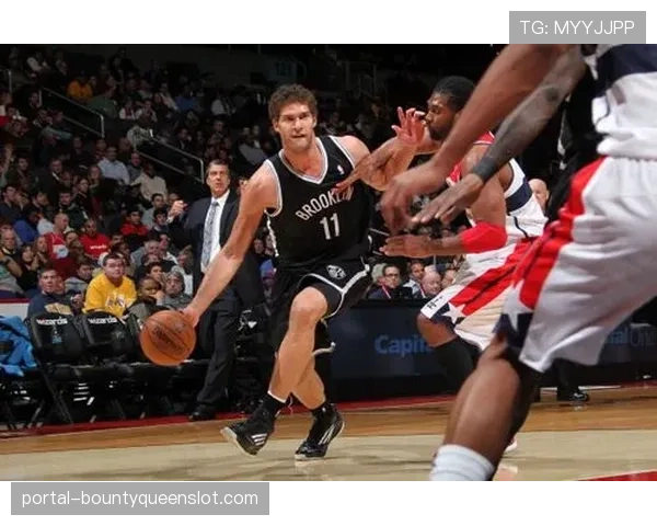 篮网105-102客场战胜公牛,洛佩兹21分12篮板内线统治